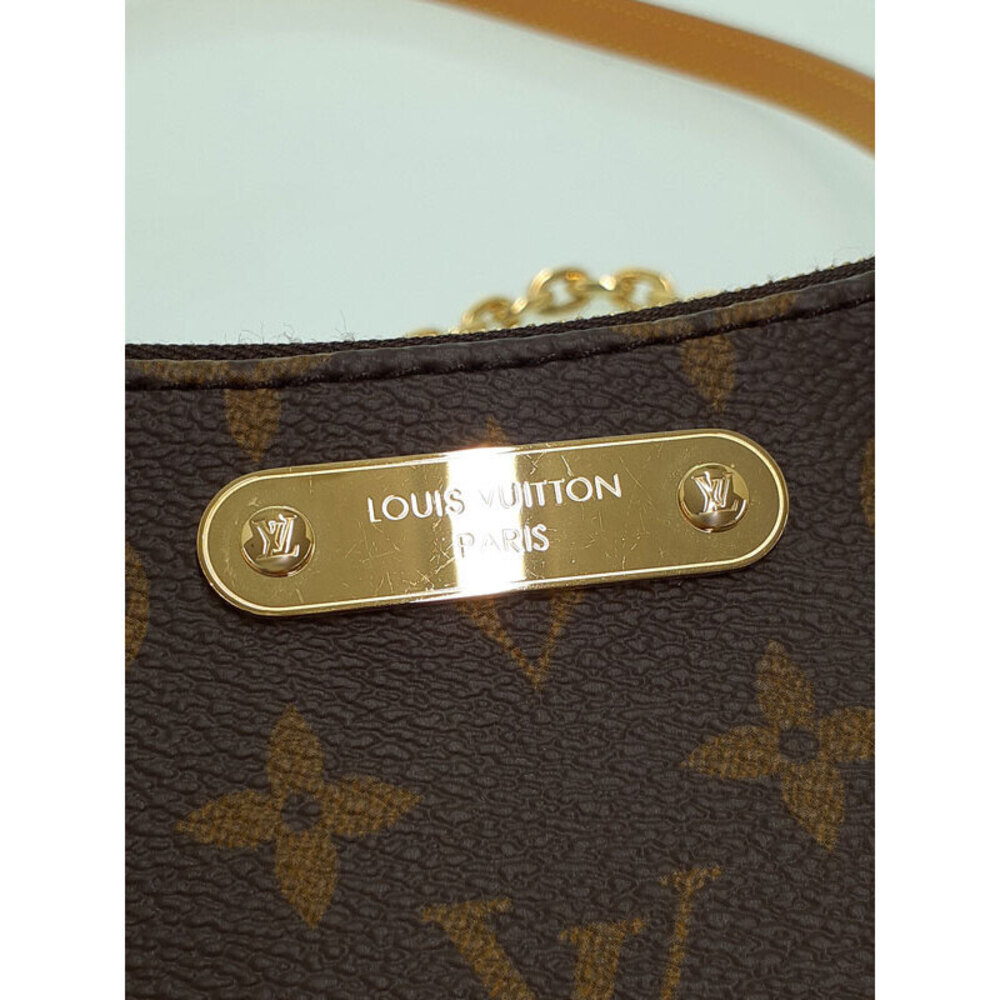 Louis Vuitton Leather Liv Brown Bag Monogram Pochette - Picture 7 of 8